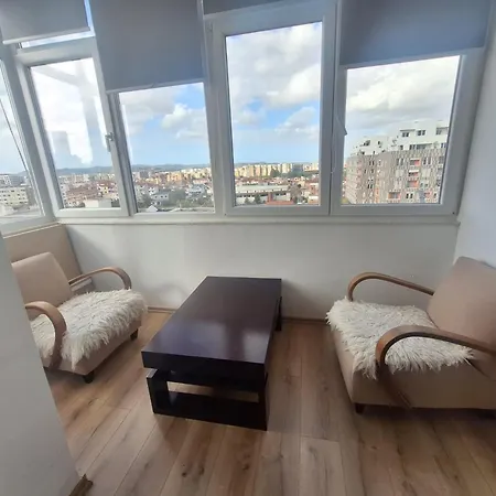 Deluxe Near Center Double Or Twin Bed Appartamento