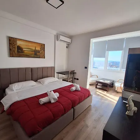 Albania Near Center Double Or Twin Bed Διαμέρισμα Τίρανα
