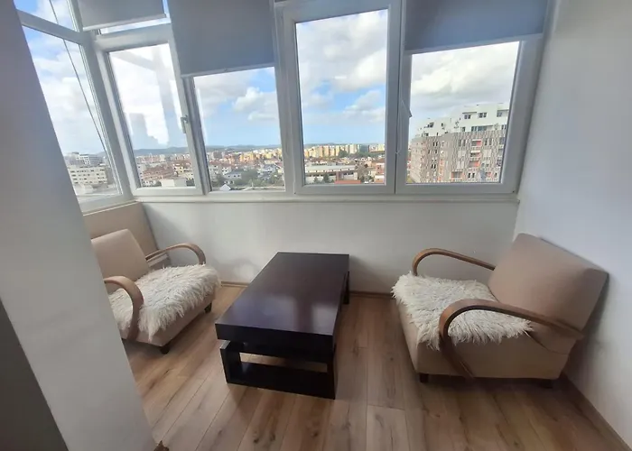 Deluxe Near Center Double Or Twin Bed Apartament