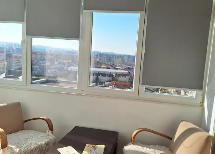 Apartment Deluxe Near Center Double Or Twin Bed Tirana